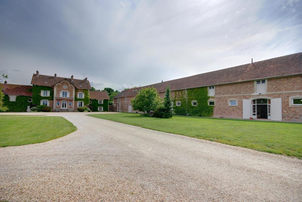 Ferme D'Orsonville Villiers-en-Biere ภายนอก รูปภาพ